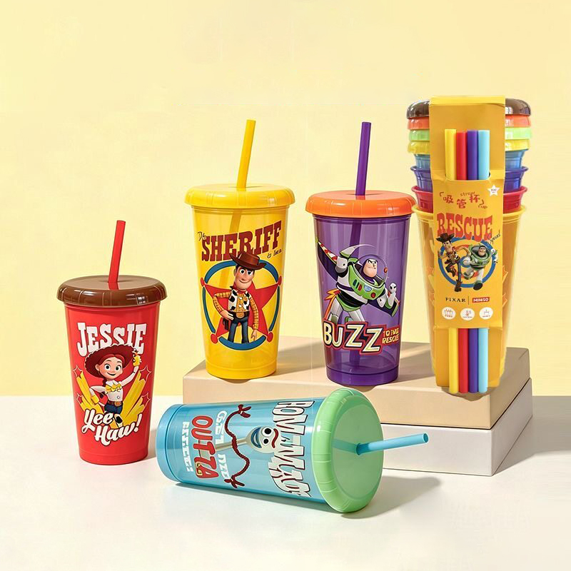 4-teiliges Toy Story Strohhalm – Training Cup Straw Bewertung und Preis